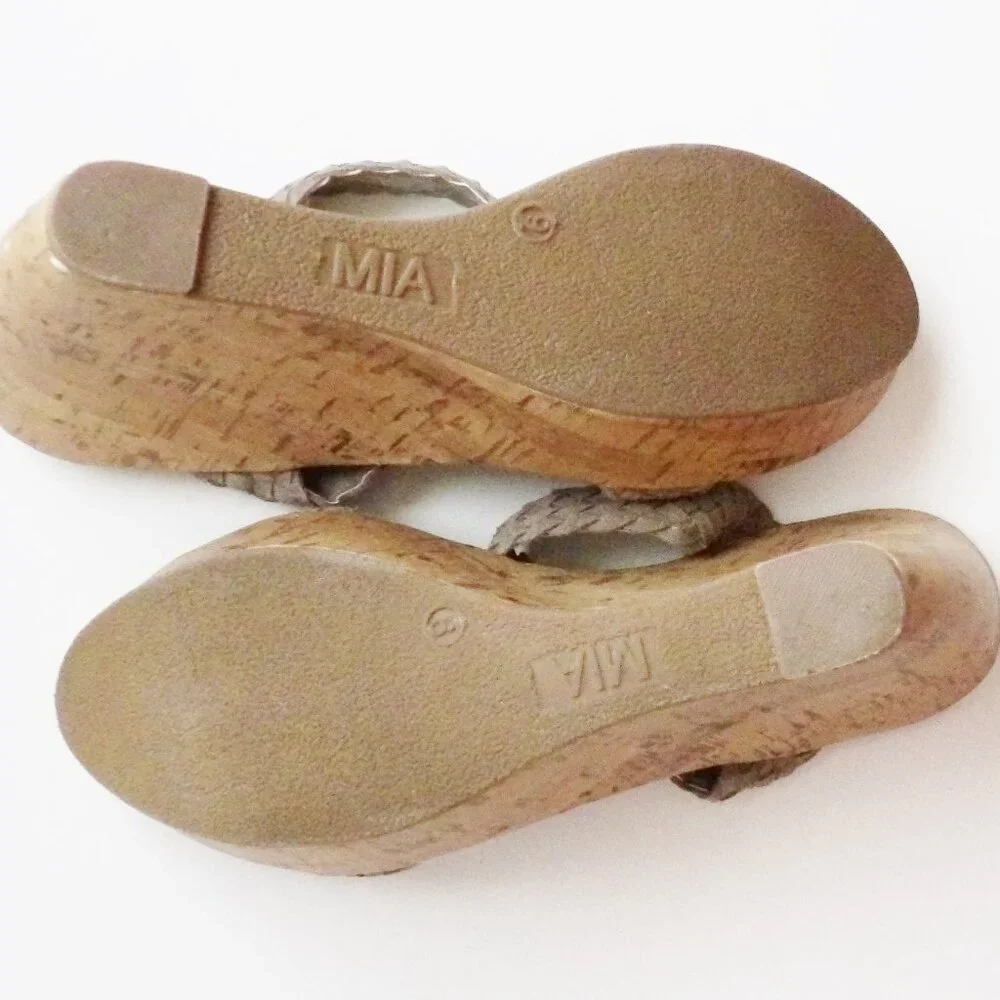 Mia Boho Suede Leather T-Strap Cork Heel High Wedge Sandals Size 9 Taupe